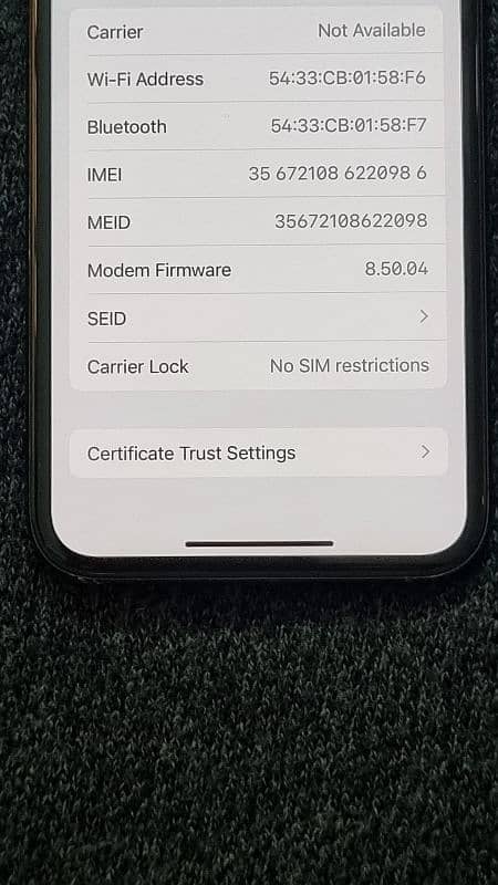 iPhone X 256GB Factory unlocked 84% battery health 2