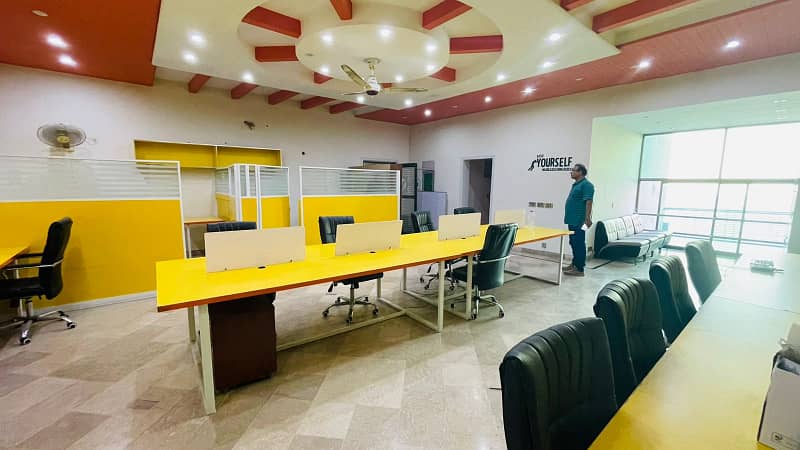 5000 squre feet Office for rent in gulberg for Silent office (Call center + Software house + Marketing office and other setup as you want 9