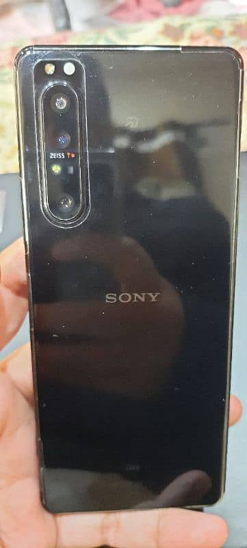 Sony Xperia 6