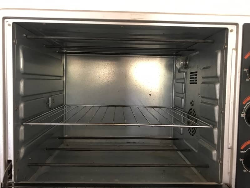 Oven For Sale ! 3