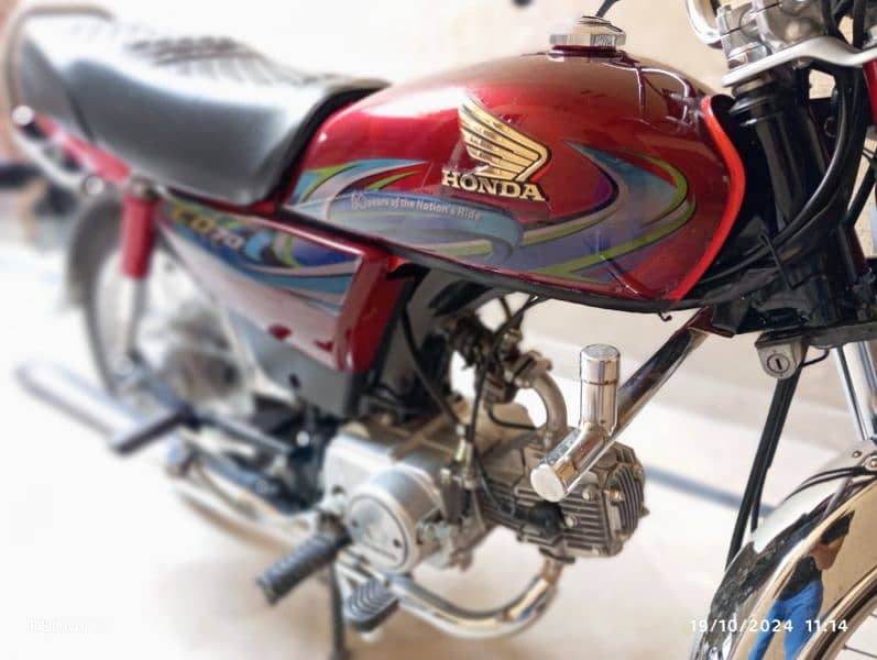 Honda CD 70 almost in new condition 1