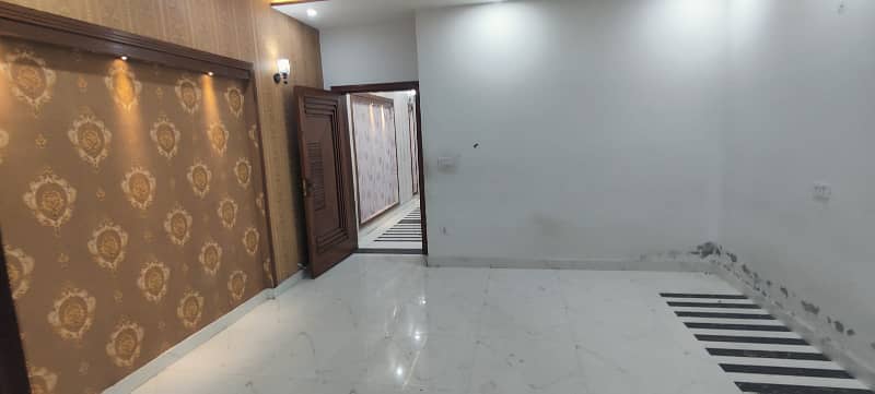 10 Marla House For Rent in Faisal Town for Family or Silent Office 9