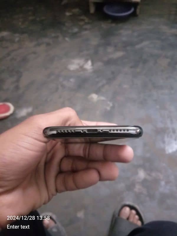 Iphone x 10 by 10 Condition 6