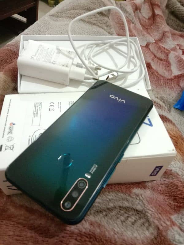 vivo y17 8gb 256gb 03204728098 fnlllll 0