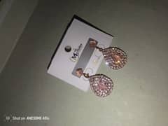 one carat beautiful earrings