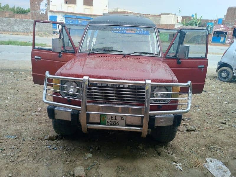 Mitsubishi Pajero 1987 14