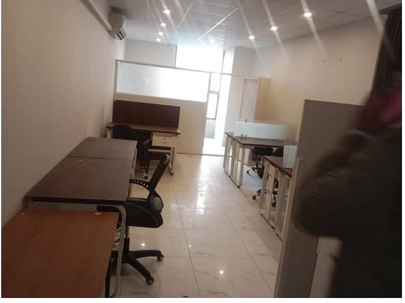 Investment Corridor and Builders offer Area 470 Square feet corporate office Available for rent in Gulberg 3 Lahore 3