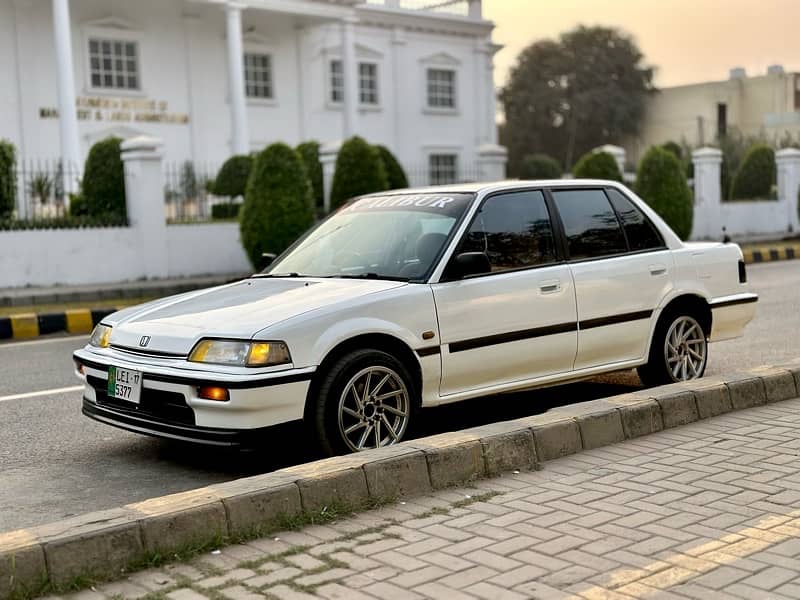 Honda Civic EXi 1988 15