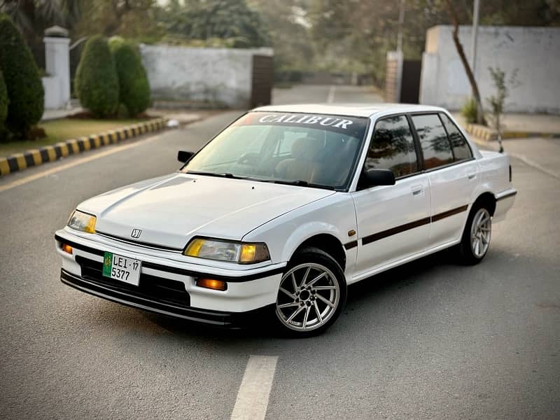 Honda Civic EXi 1988 16