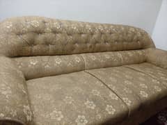 5 Seater Sofa Set for sale in very reasonable price