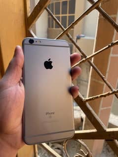 I phone 6Splus WhatsApp 03494941454