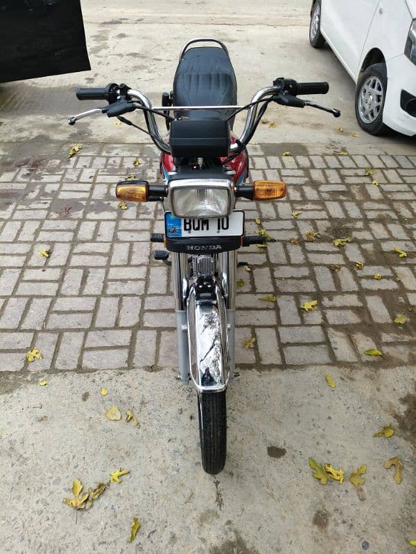 Honda CD 70 2022 model Islamabad number golden number 0