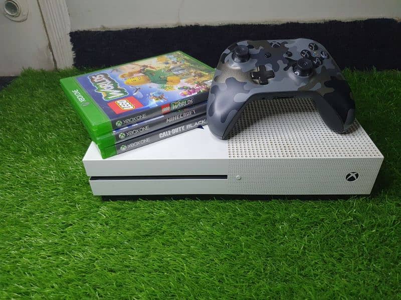 Xbox one s with games 1