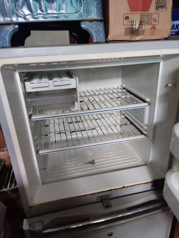 Orient Fridge for sale 1