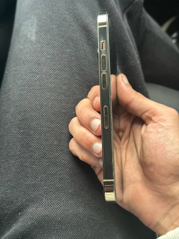 IPhone 14 Pro 256 GB FU NON PTA 4