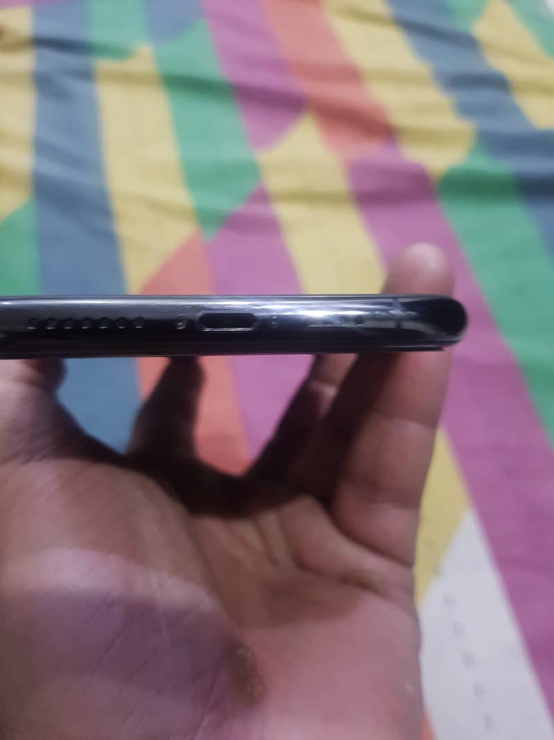 iPhone 11 Pro Max 256gb pta 3