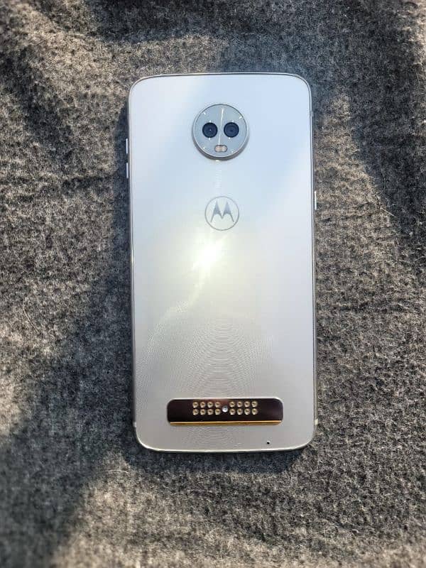 Motorola Z3 play 4gb 64 gb 1