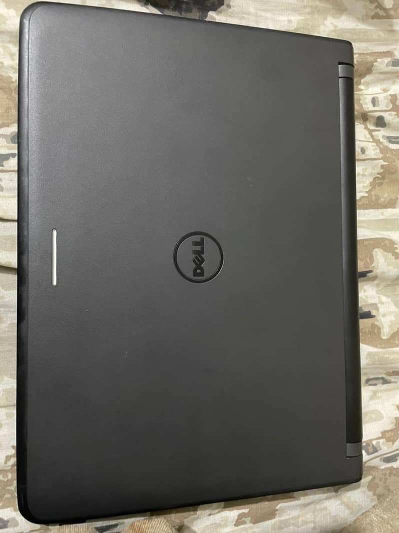 DELL CORE i3(4th gen) 1