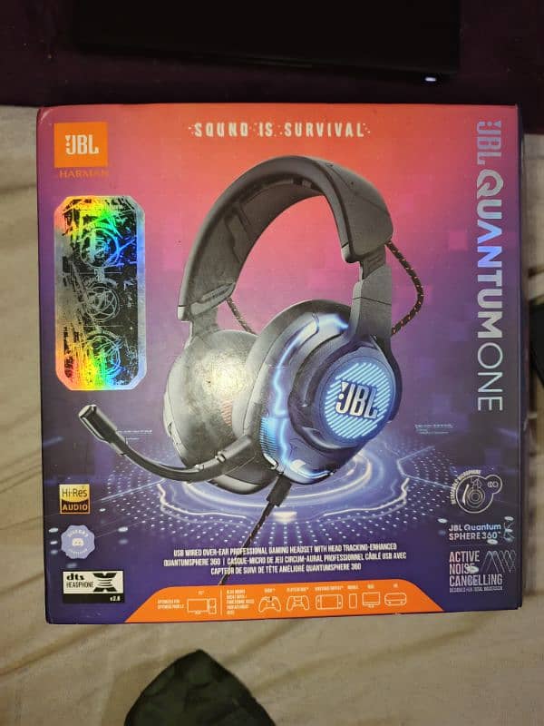 JBL GAMING HEADPHONES 0