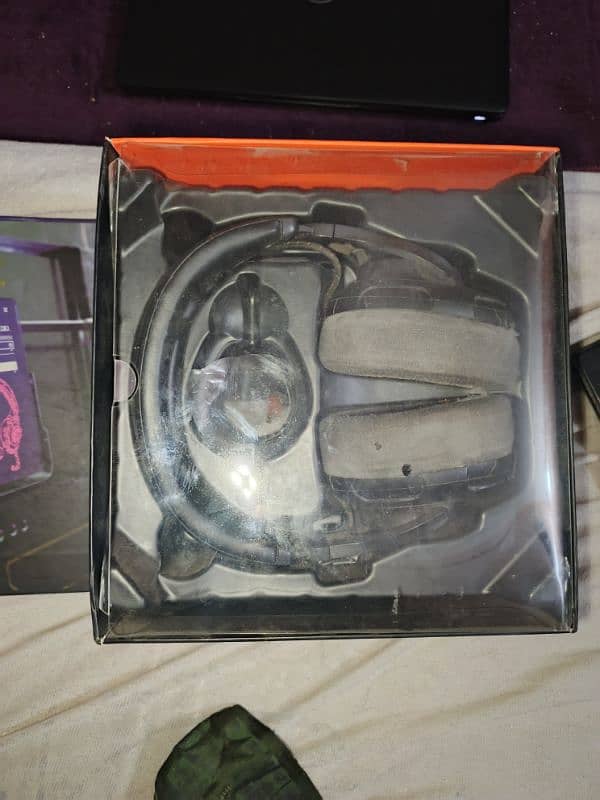 JBL GAMING HEADPHONES 1