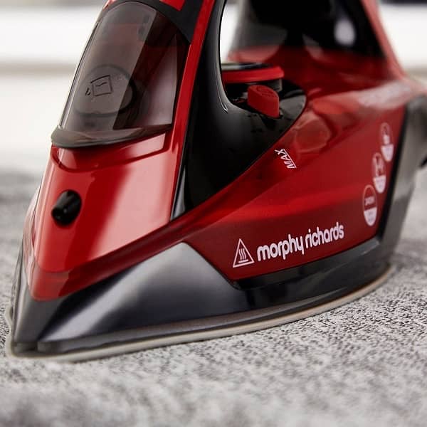 morphy richards easy CHARGE 2400W Cordless Iron 0