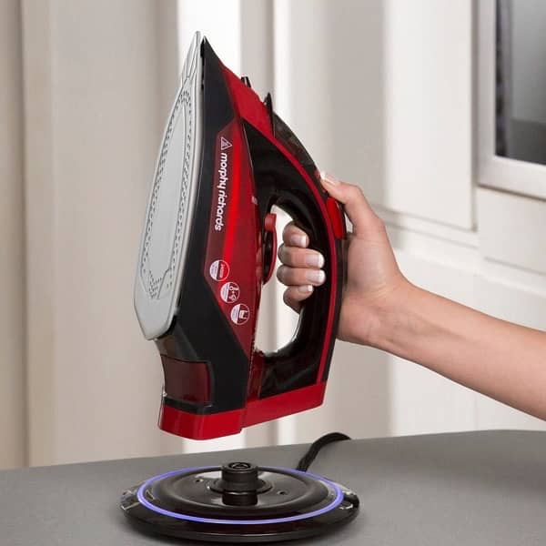 morphy richards easy CHARGE 2400W Cordless Iron 5