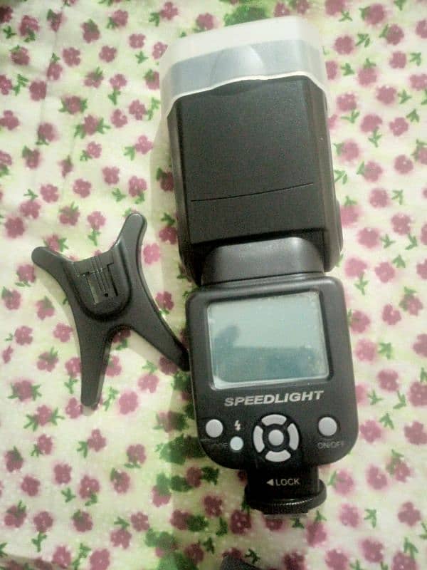 External Flashgun with Canon Rebel bag 5