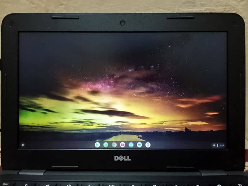 Dell Chromebook 11 3180 (64 bit) contact:03020432876 1