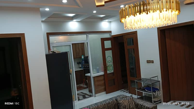 10 MARLA LIKE NEW UPPER PORTION FOR RENT | ORIGINAL PICTURES ATTACHED 0