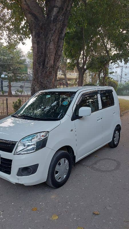 Suzuki Wagon R 2016 1