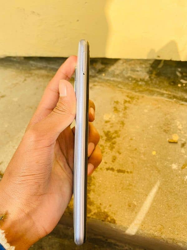 VIVO Y20 FOR SELL 2