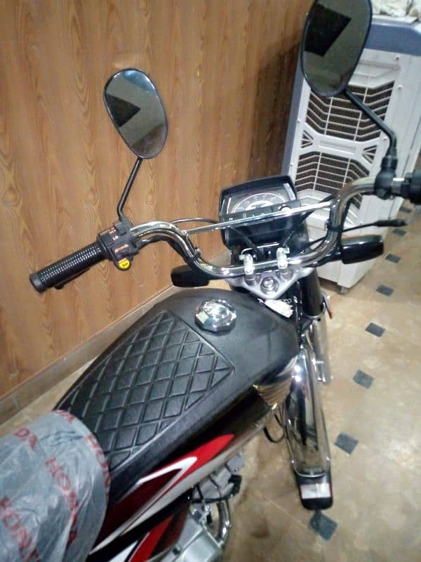 New bike Honda CD 70 2025 6