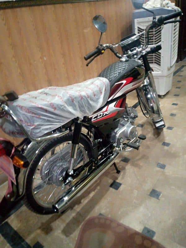 New bike Honda CD 70 2025 7