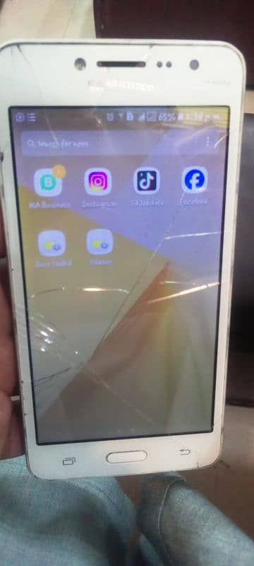 I want to sell my cell phone Samsung grand prime plus urgent sale 1