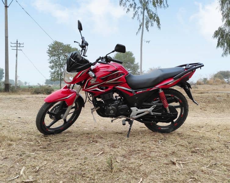 Honda CB150f Red, 2020 model. Islamabad registered 0