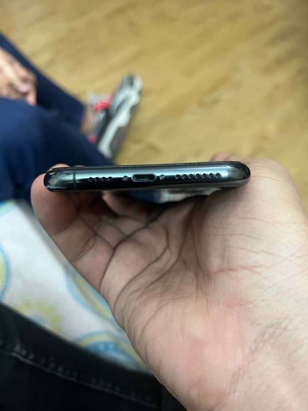 iphone 11 pro max 256GB 2