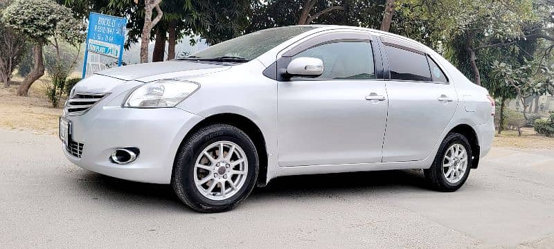 Toyota Belta 2009 3