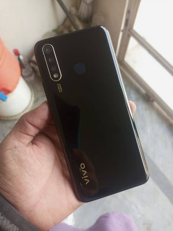 vivo y19 128/4+2 full box 2