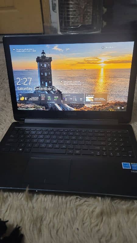 ASUS Q502L Convertible Laptop – Excellent Condition! 7