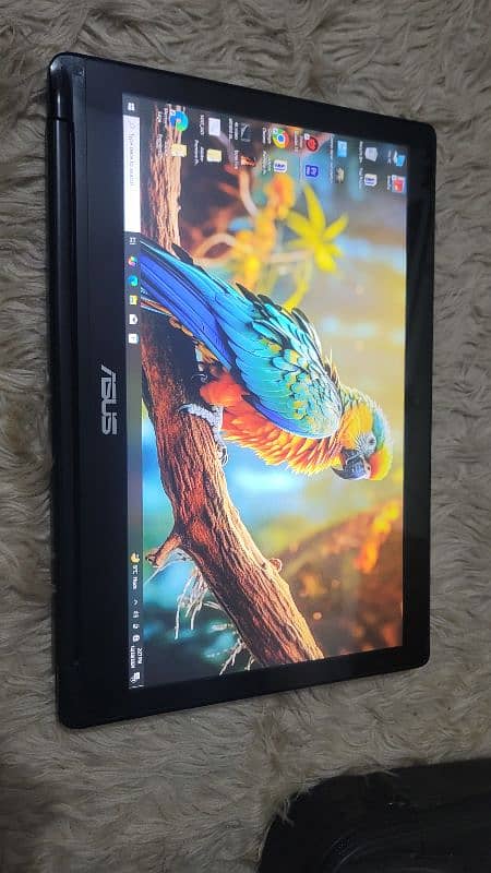 ASUS Q502L Convertible Laptop – Excellent Condition! 8