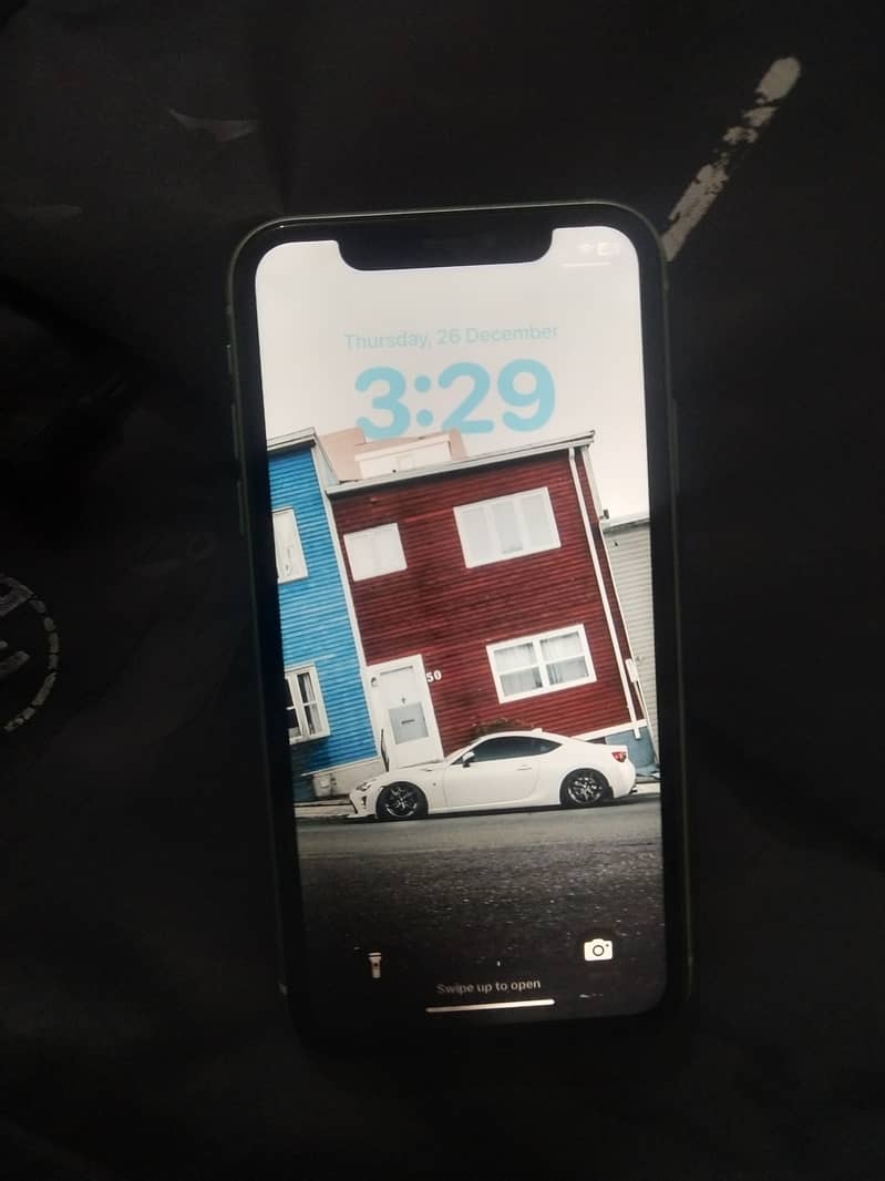 iPhone 11 in best condition non pta 128 gb 2