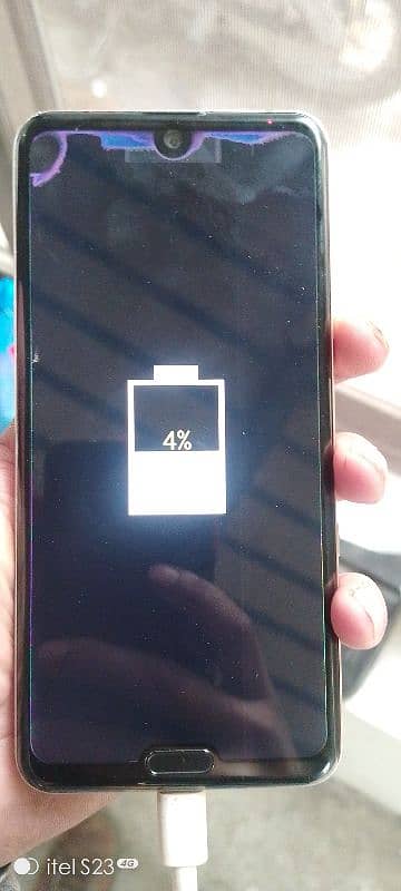 Aquos r3 0