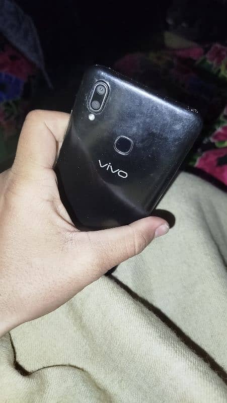 Vivo 1811 1