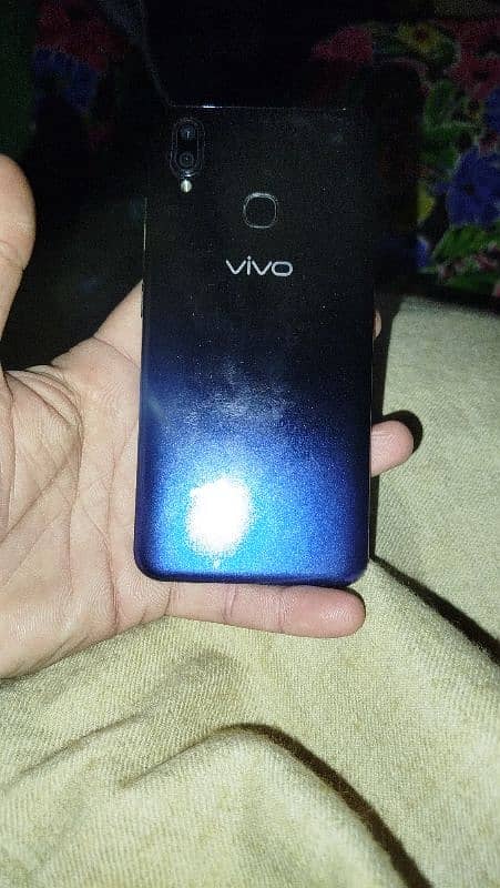 Vivo 1811 3