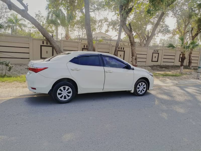 Toyota Corolla GLI 2015 4