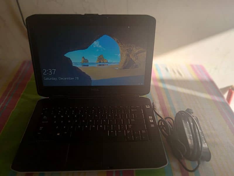 Dell Laptop 4