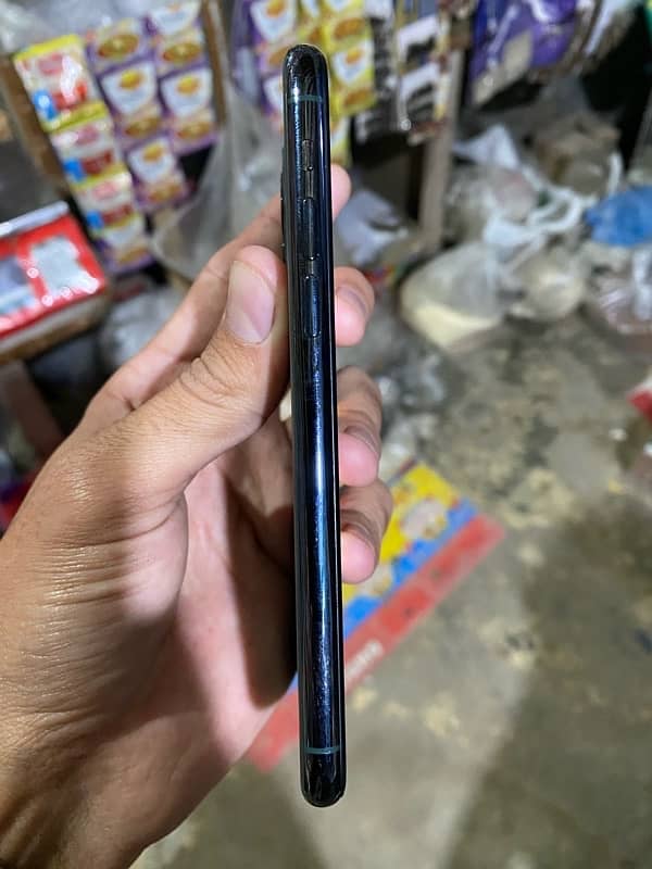 iPhone 11 Pro JV 64gb 6