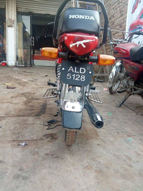 Hi Speed Motorcycle in used and Good Condition 1