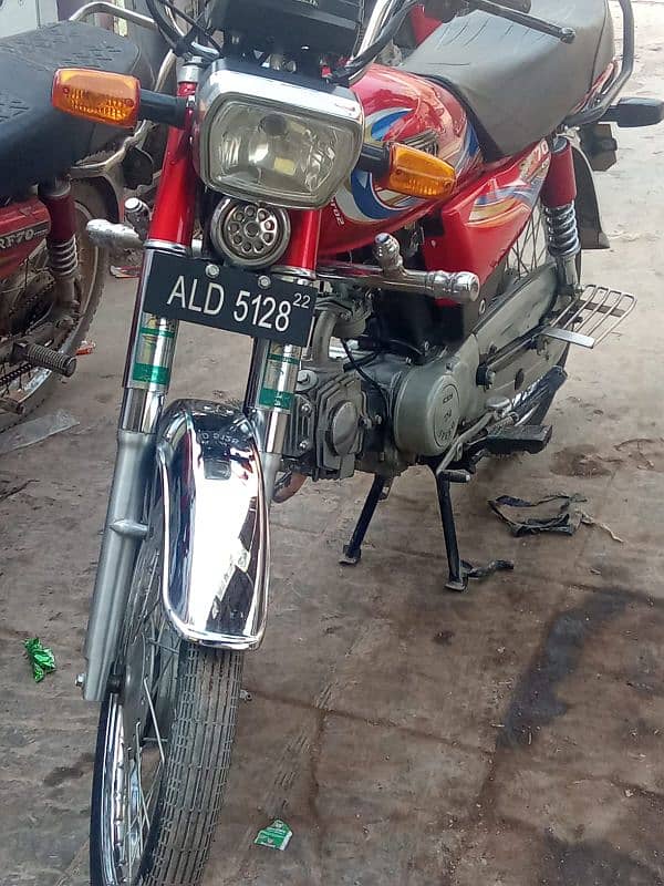 Hi Speed Motorcycle in used and Good Condition 3