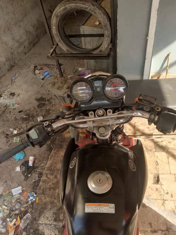 asalam u alikum I am selling Yamaha Ybr g in mint condition 7